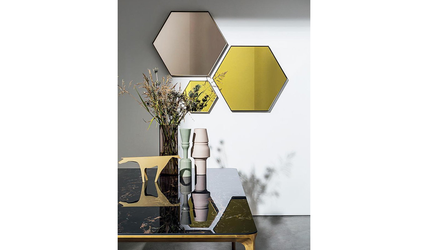 Visual Hexagonal Mirror 02 (website)