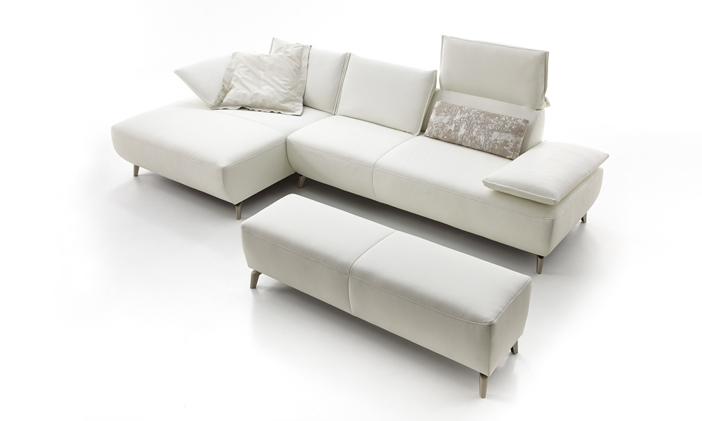 VOLTA- Sectional (website) 001