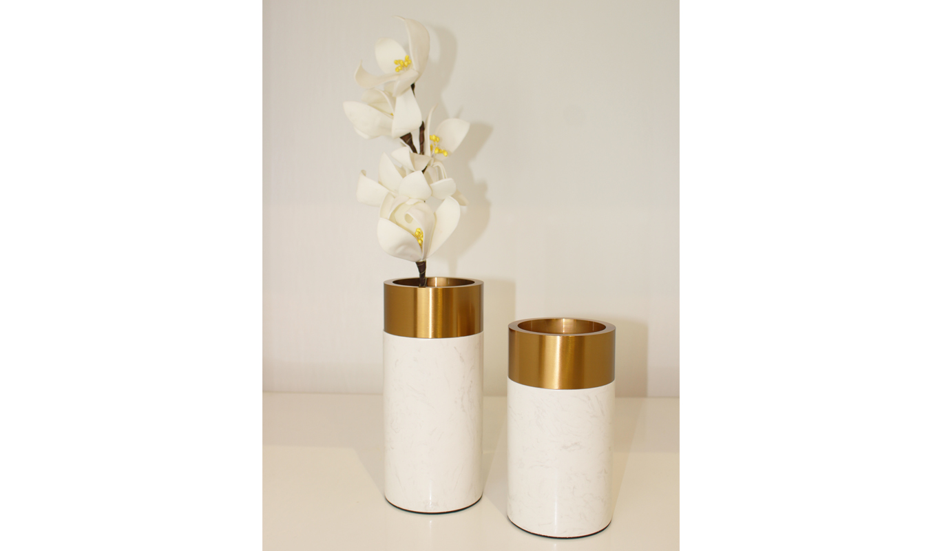 marble vase 02 (website)