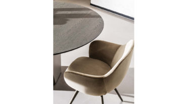 Cadira S coned shaped chair
