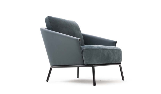 Clara Deluxe Armchair 00 Website