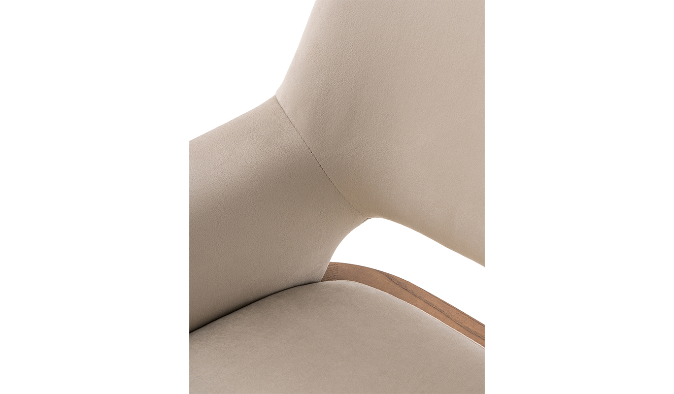 Domus Chair 05 (Website)