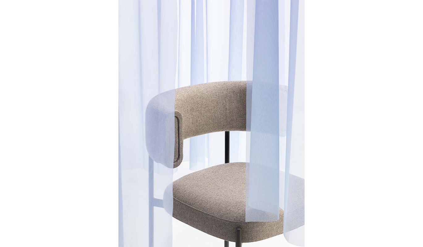 Amelie Chair 03 (Website)