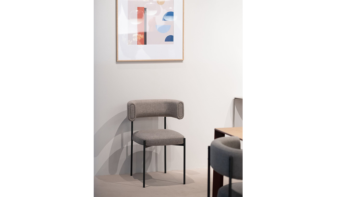Amelie Chair 05 (Website)
