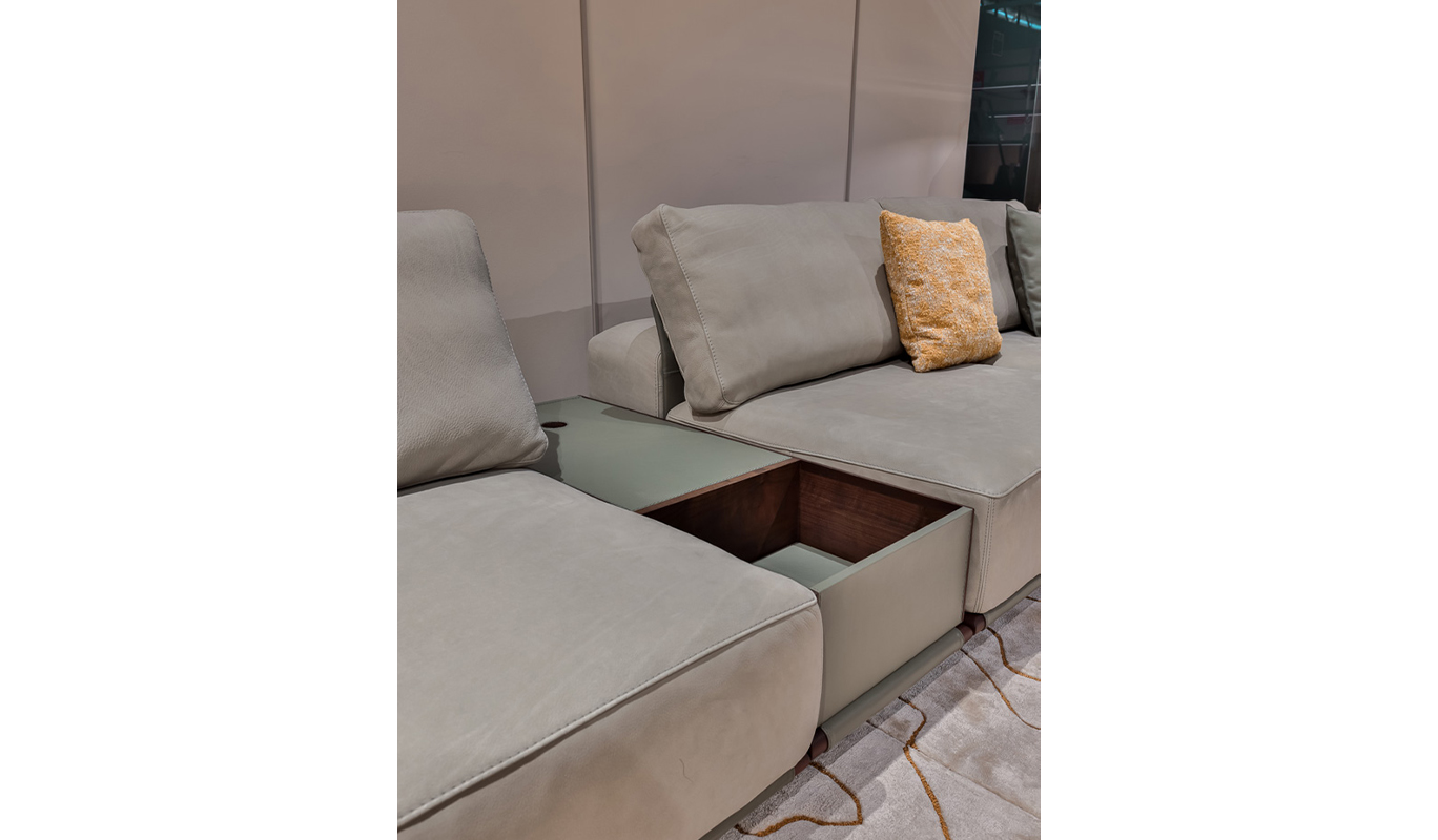 Persival Sofa Sectional 18 (Website)