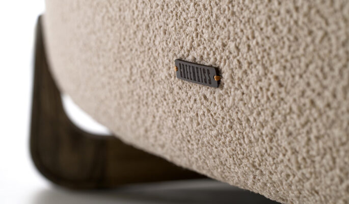 Vao 380 Sofa 05 Website