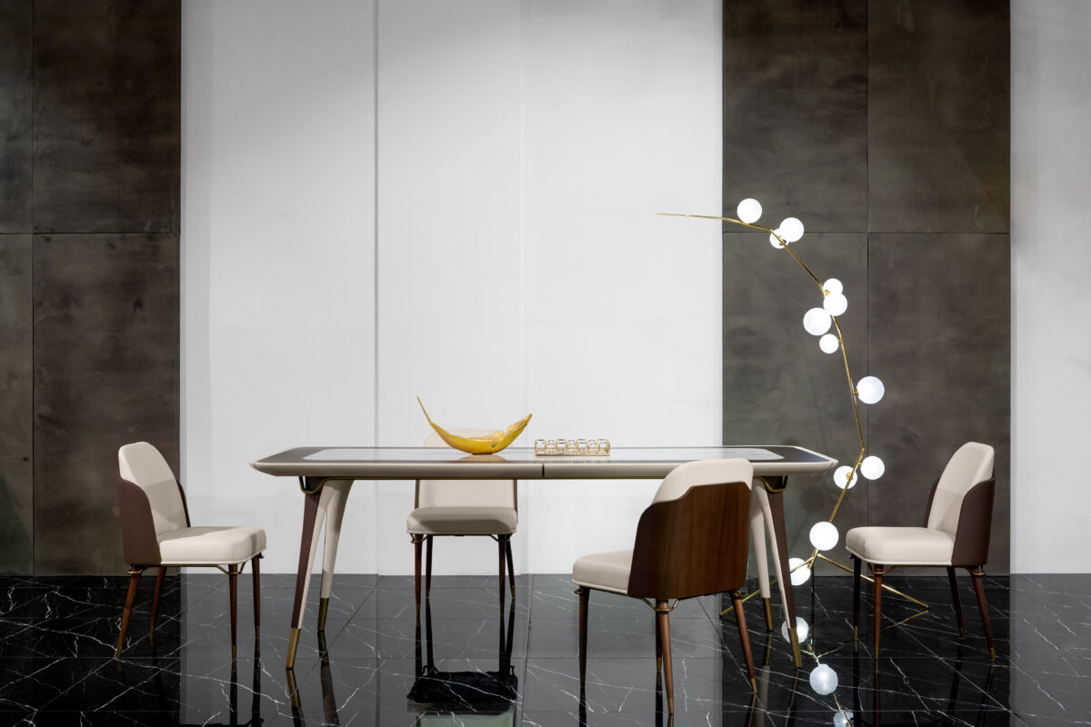 Ark Interiors Vancouver: A Gallery-like Furniture Showroom Exhibits ...