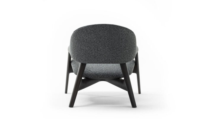 Egle Amchair 04 Website