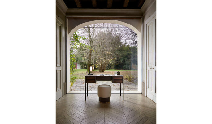 Fontana Desk 01 Website