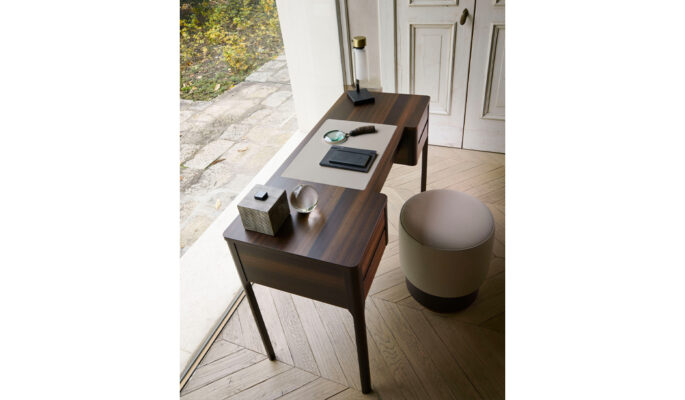 Fontana Desk 03 Website