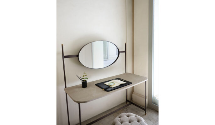 Iron Writing Desk Dressing Table 02 Website