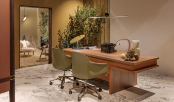 Echo Desk 01 (Website)