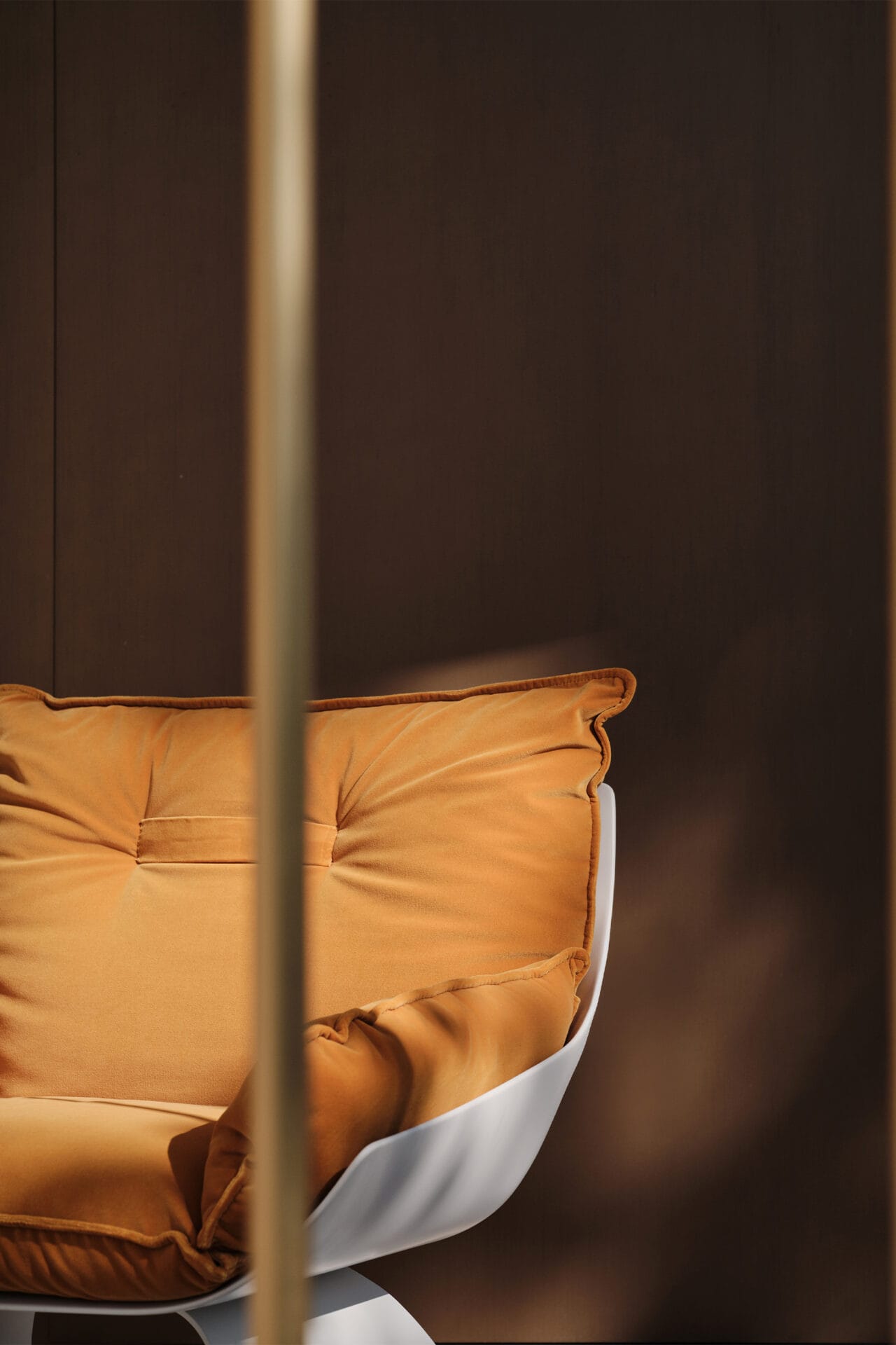 silhouette-armchair-turri-gallery-03 silhouette-armchair-turri-gallery-03