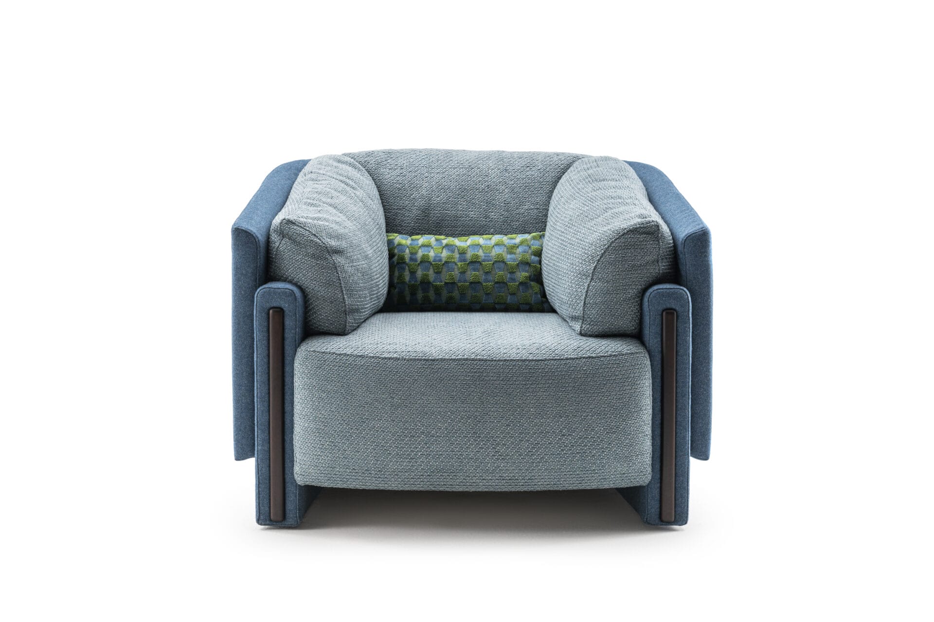 G770 – Vesta armchair 01 – HR
