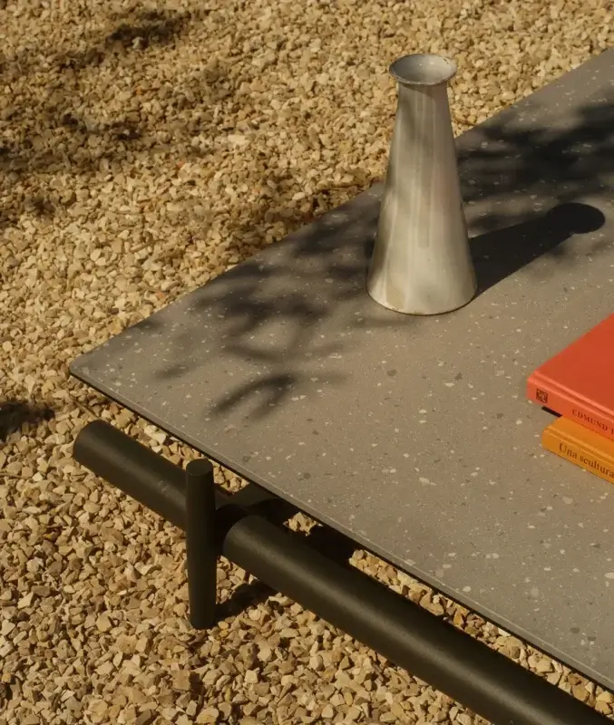 unopiu davos detail table 1