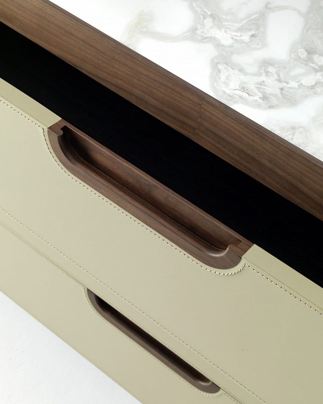 ceppi-moss-chest3 ceppi-moss-chest3